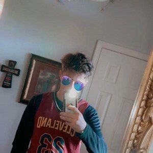 Meet your Posher, Evan